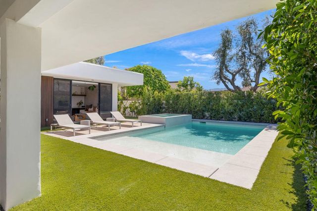 20 Lafayette Drive, Rancho Mirage, CA 92270