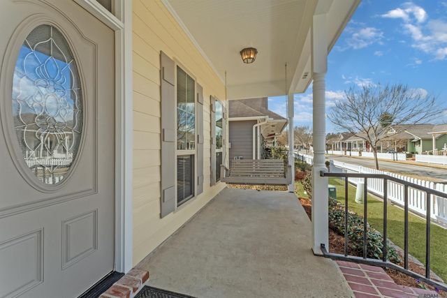 17262 Clear Spring Ave, Greenwell Springs, LA 70739