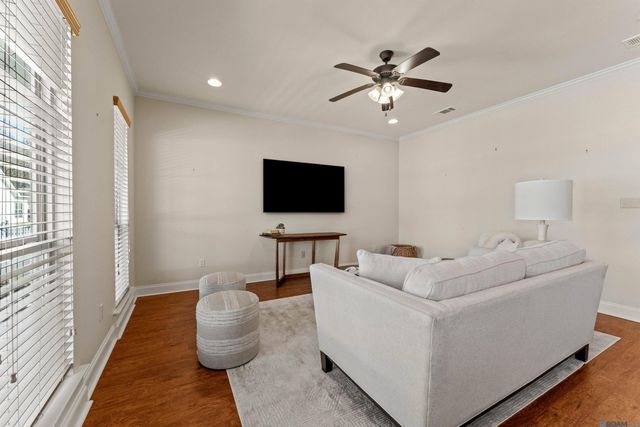 17262 Clear Spring Ave, Greenwell Springs, LA 70739