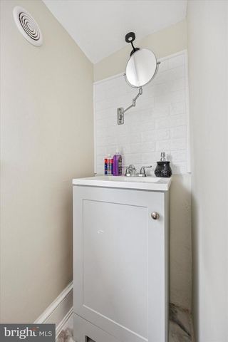 505 W 19TH, Wilmington, DE 19802