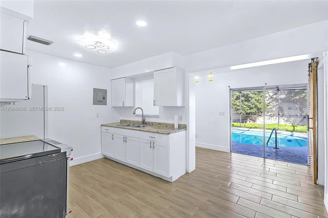 1854 Lauderdale Manor Drive, Fort Lauderdale, FL 33311