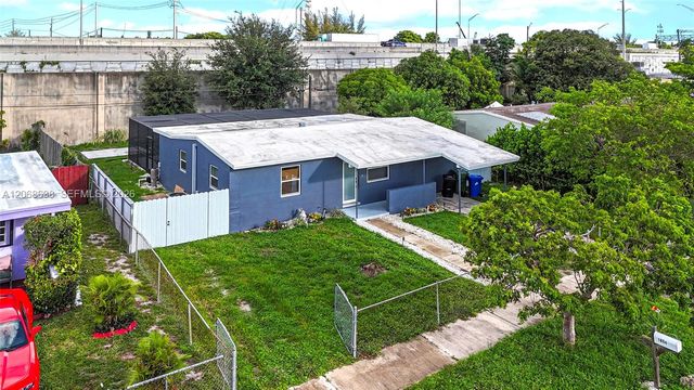 1854 Lauderdale Manor Drive, Fort Lauderdale, FL 33311