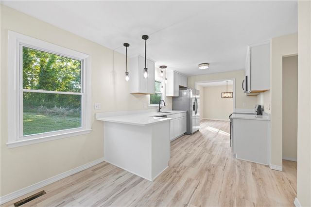323 Lake Forest Circle, Anderson, SC 29625