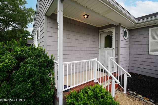 644 Berkeley Avenue, Beachwood, NJ 08722