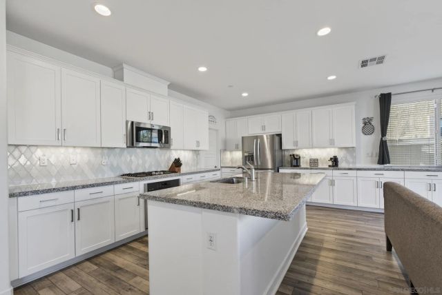 29356 Stageline Circle, Menifee, CA 92584