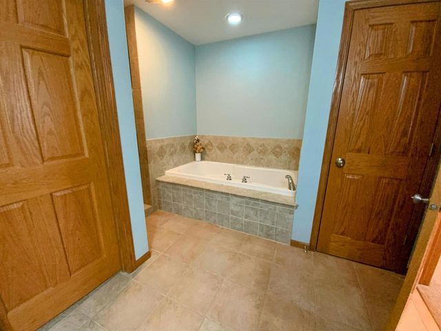 380 W Sunset Drive, Milton, WI 53563
