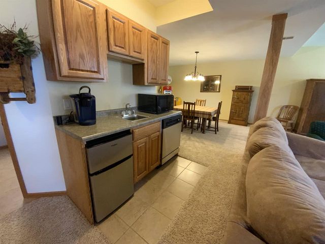 380 W Sunset Drive, Milton, WI 53563