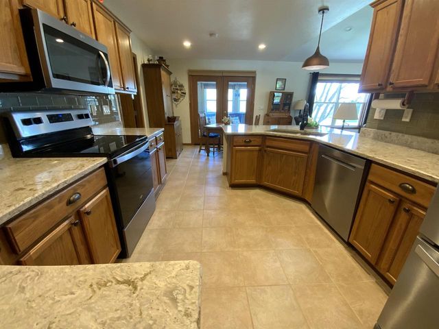 380 W Sunset Drive, Milton, WI 53563
