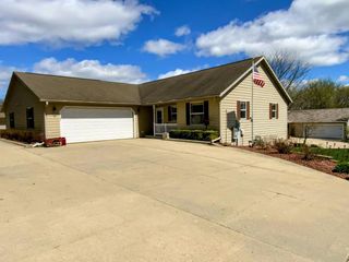 380 W Sunset Drive, Milton, WI 53563