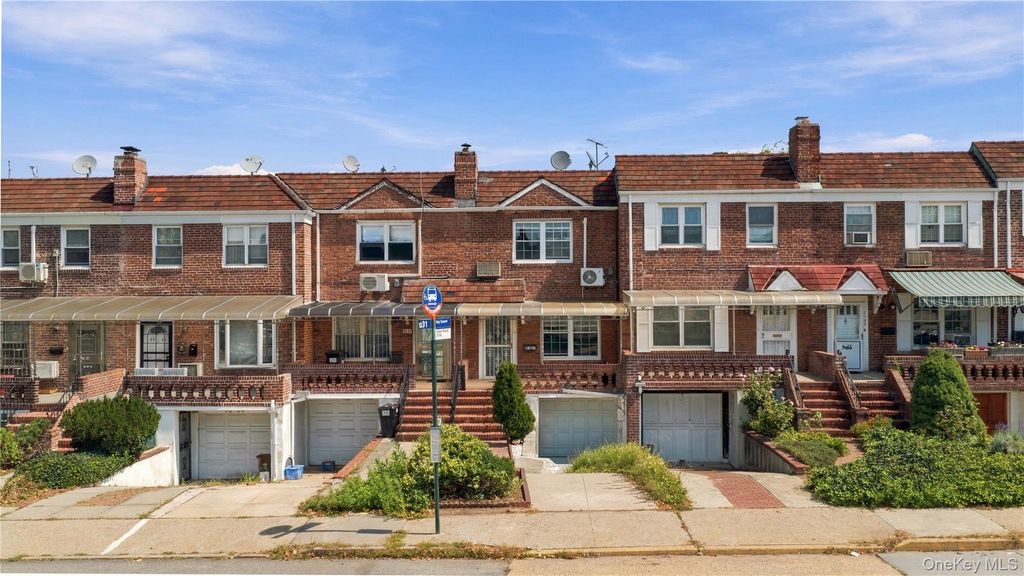 7351 Utopia Parkway, Fresh Meadows, NY 11366 — photo 2
