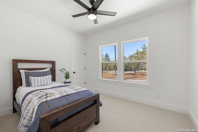 408 Rust Ranch Rd, Blanco, TX 78606