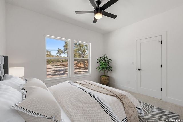 408 Rust Ranch Rd, Blanco, TX 78606