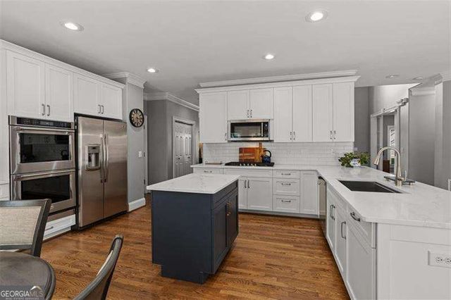 1020 Knoll Terrace, Roswell, GA 30075