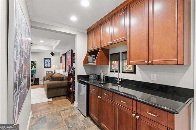 1020 Knoll Terrace, Roswell, GA 30075
