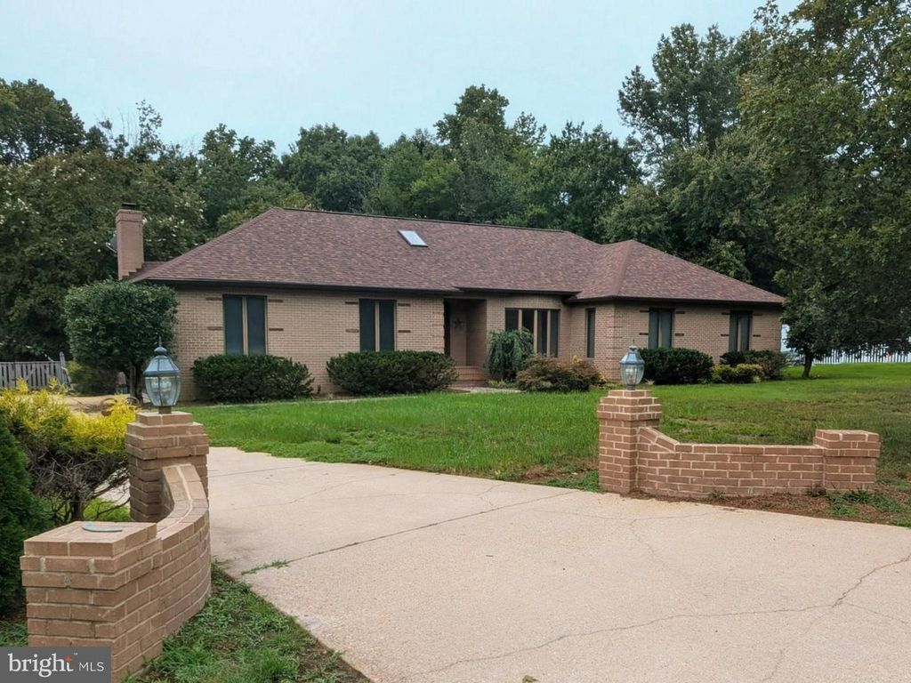 212 MORGANS RIDGE CT, La Plata, MD 20646
