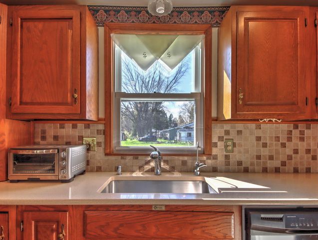 1532 E State Road 4, La Porte, IN 46350