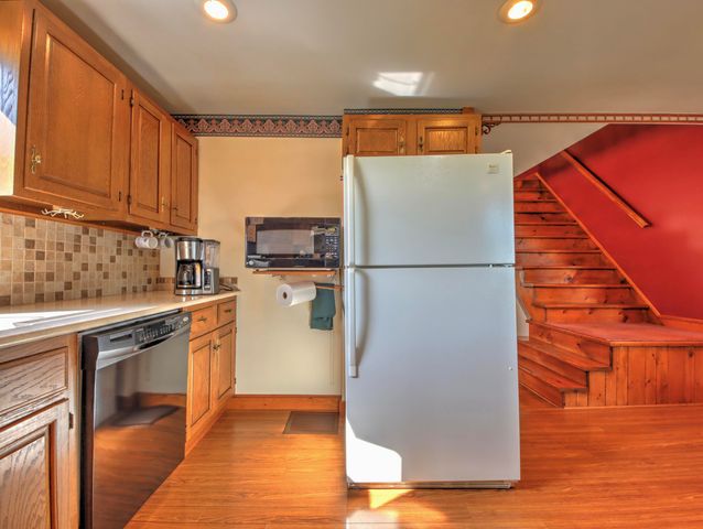 1532 E State Road 4, La Porte, IN 46350