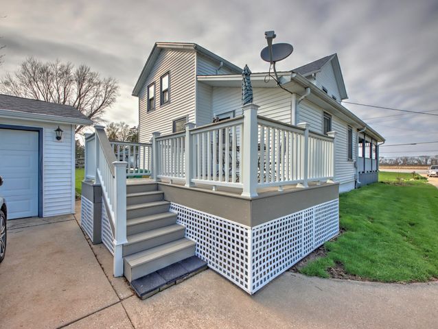 1532 E State Road 4, La Porte, IN 46350