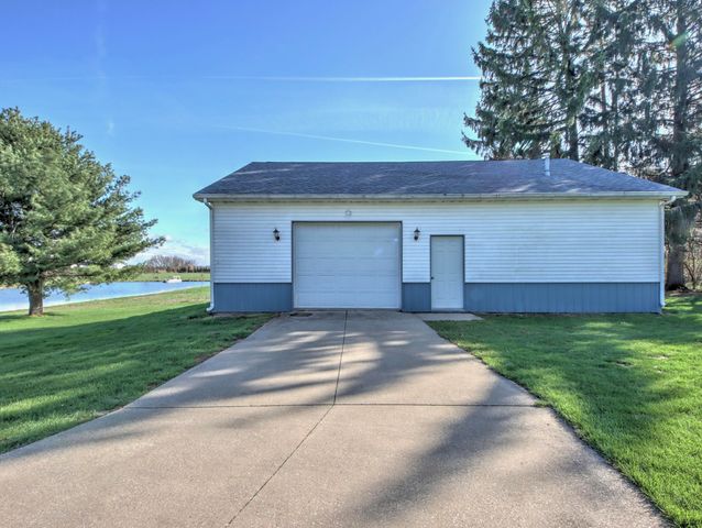 1532 E State Road 4, La Porte, IN 46350