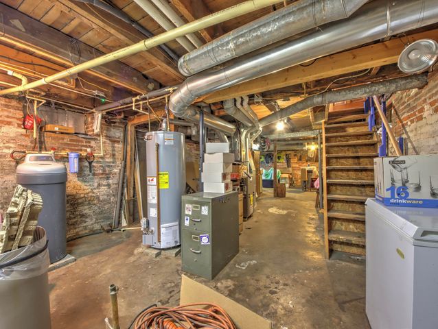 1532 E State Road 4, La Porte, IN 46350