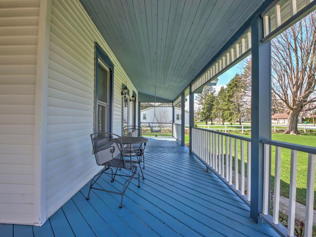 1532 E State Road 4, La Porte, IN 46350