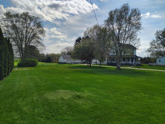 1532 E State Road 4, La Porte, IN 46350
