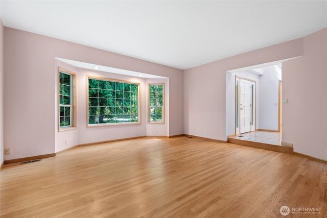 860 Hunt Road, Port Angeles, WA 98363