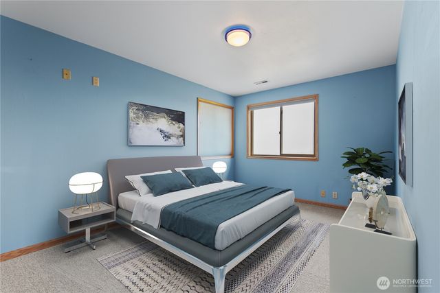 860 Hunt Road, Port Angeles, WA 98363