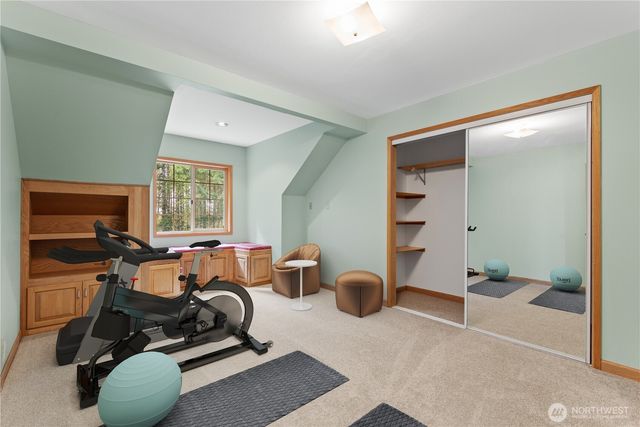 860 Hunt Road, Port Angeles, WA 98363