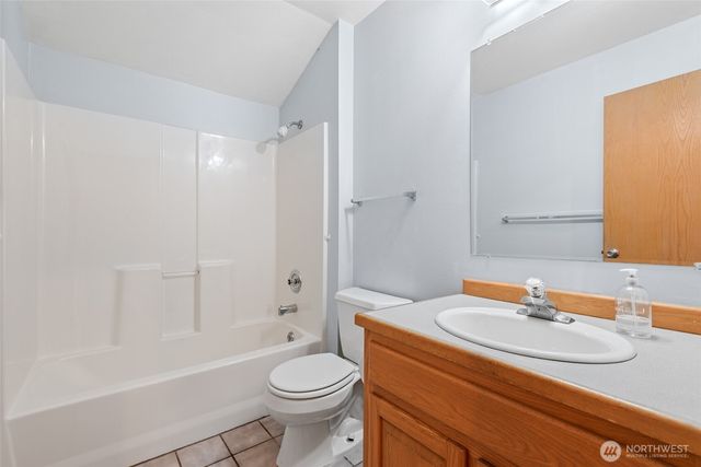 860 Hunt Road, Port Angeles, WA 98363