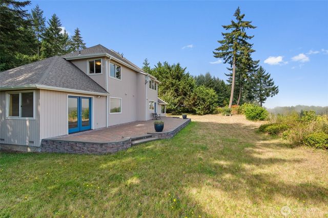 860 Hunt Road, Port Angeles, WA 98363