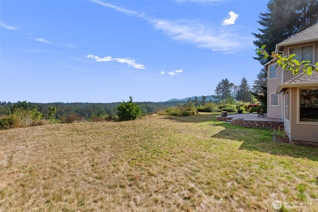 860 Hunt Road, Port Angeles, WA 98363