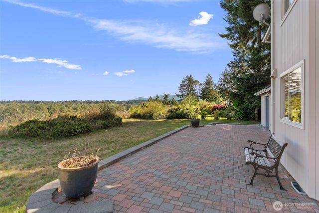 860 Hunt Road, Port Angeles, WA 98363