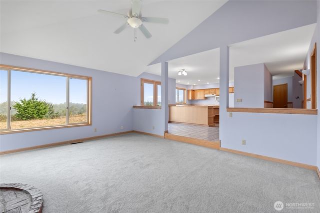 860 Hunt Road, Port Angeles, WA 98363