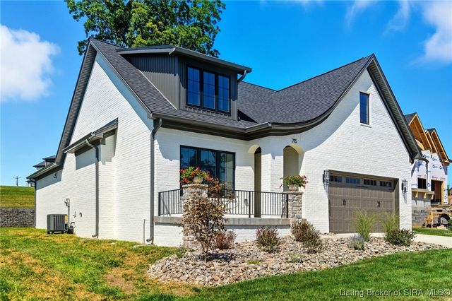 715 Lillian Way, Jeffersonville, IN 47130