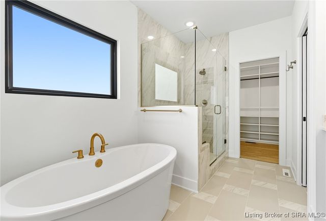 715 Lillian Way, Jeffersonville, IN 47130