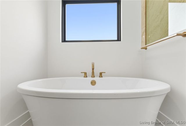 715 Lillian Way, Jeffersonville, IN 47130