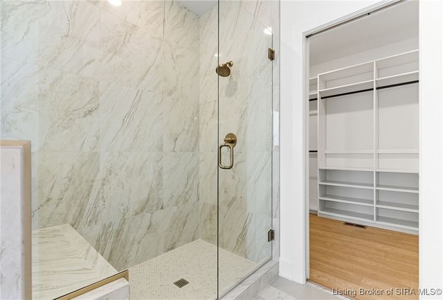 715 Lillian Way, Jeffersonville, IN 47130