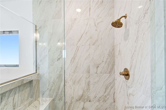 715 Lillian Way, Jeffersonville, IN 47130