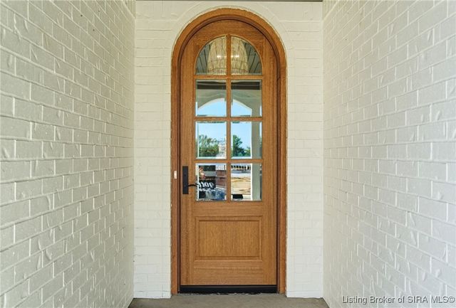 715 Lillian Way, Jeffersonville, IN 47130