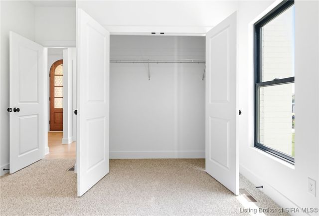 715 Lillian Way, Jeffersonville, IN 47130