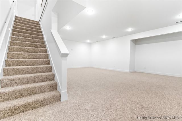 715 Lillian Way, Jeffersonville, IN 47130