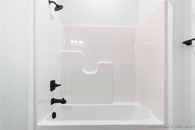 715 Lillian Way, Jeffersonville, IN 47130