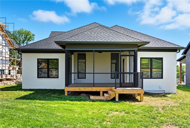 715 Lillian Way, Jeffersonville, IN 47130