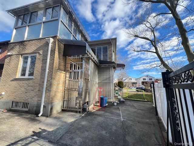 69-52 Cloverdale Boulevard 2, Bayside, NY 11364
