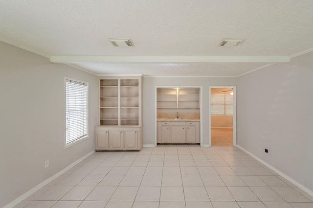 7803 Hurst Forest Drive, Humble, TX 77346