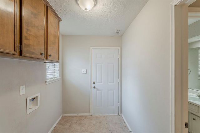 7803 Hurst Forest Drive, Humble, TX 77346