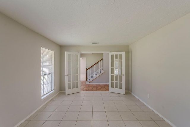 7803 Hurst Forest Drive, Humble, TX 77346