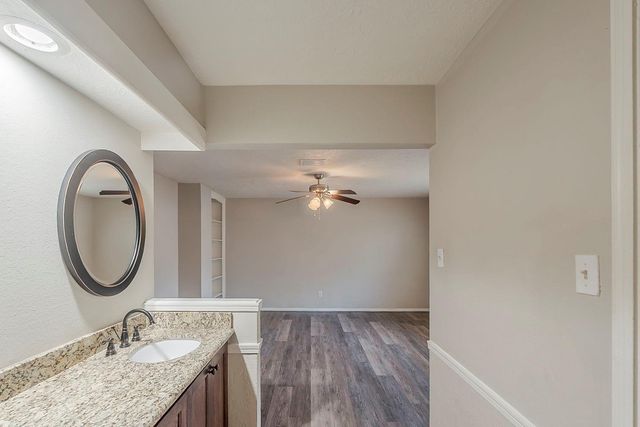 7803 Hurst Forest Drive, Humble, TX 77346