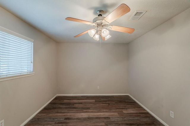7803 Hurst Forest Drive, Humble, TX 77346